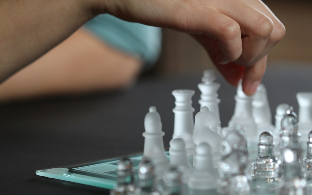 Desenmascaramos las tácticas narcisistas para generar confusión y dominarte